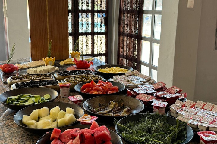 Breakfast/Coffee Service 63 of 131