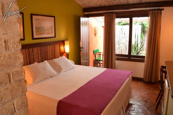 Room 10 of 90