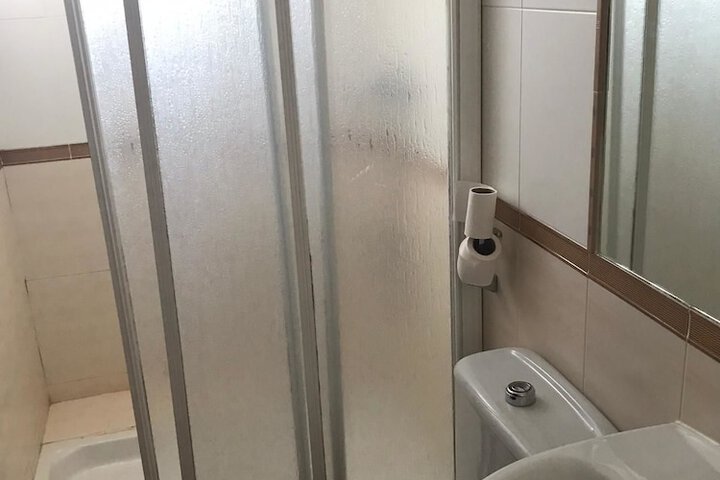 Room 11 of 21