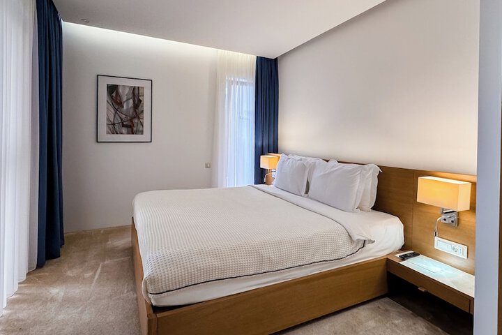 Room 26 of 150