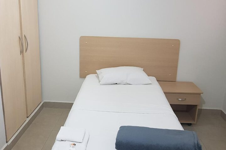 Room 11 of 38