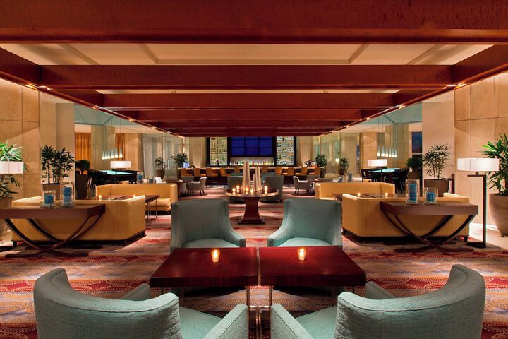 Entrance & Lobby