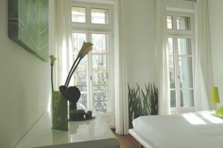 Room 16 of 29