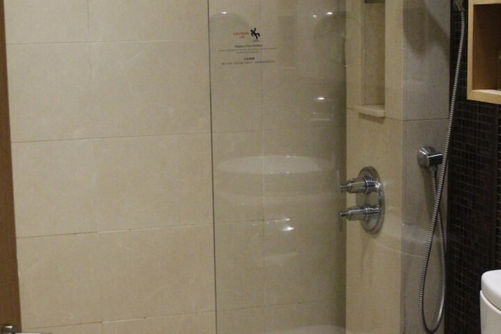 Clean Restrooms