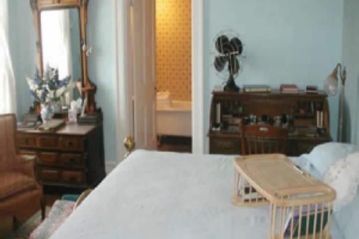 Room 153 of 240