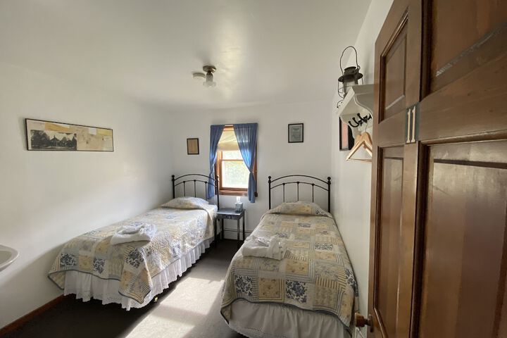Room 10 of 81