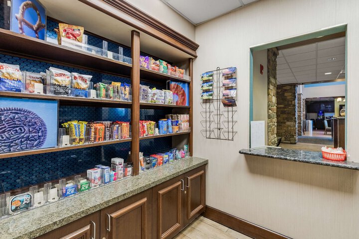 Snack bar