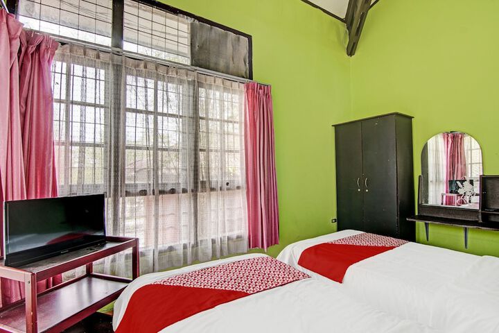 Room 21 of 24
