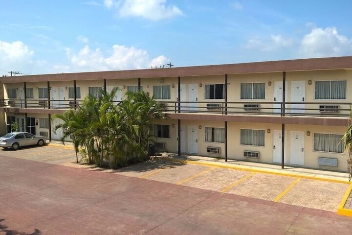 Photo of BONITTO INN Altamira Zona Industrial