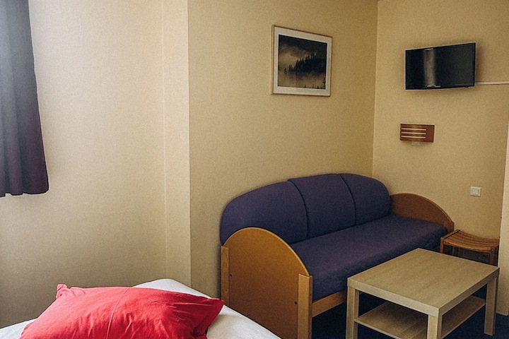 Room 20 of 115