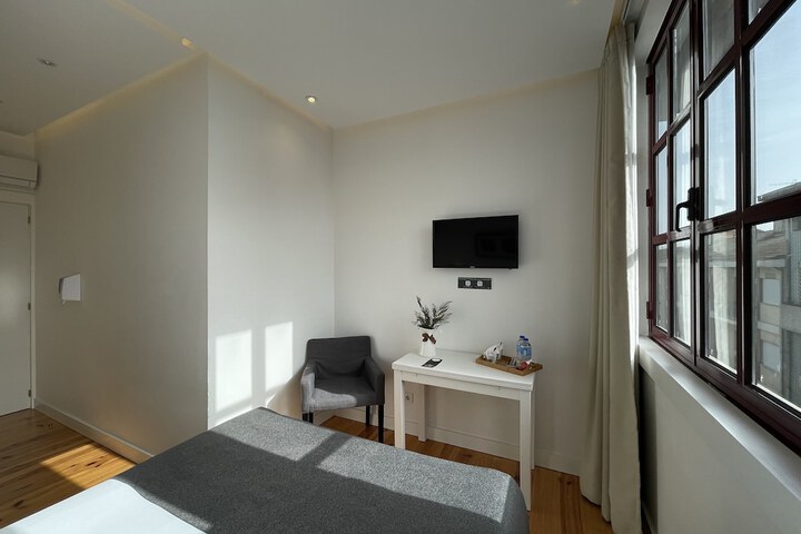 Room 54 of 112