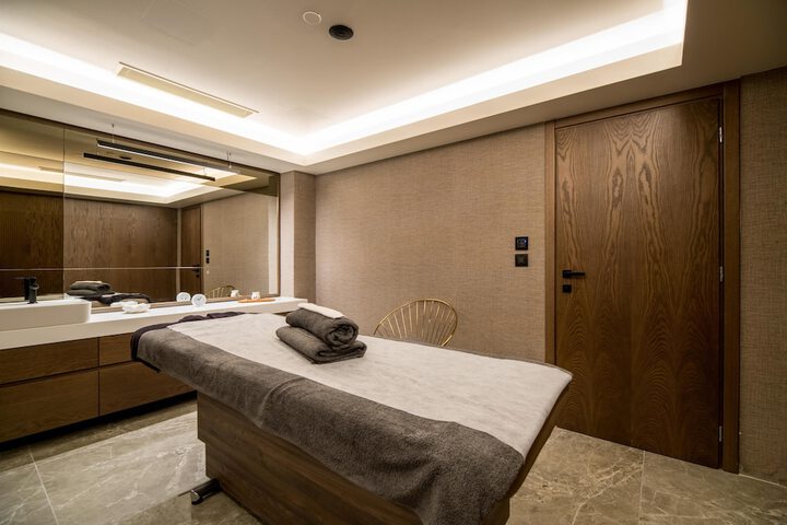 Spa 256 of 332