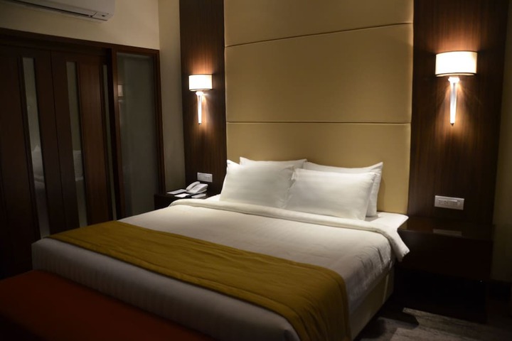 Room 21 of 113