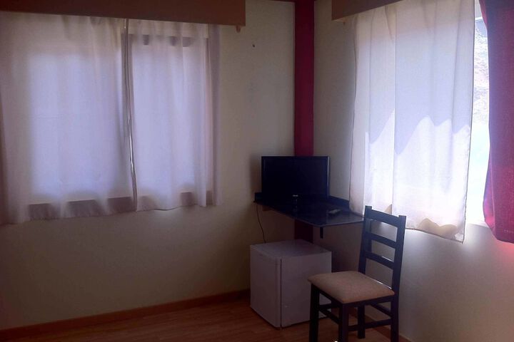 Room 18 of 18