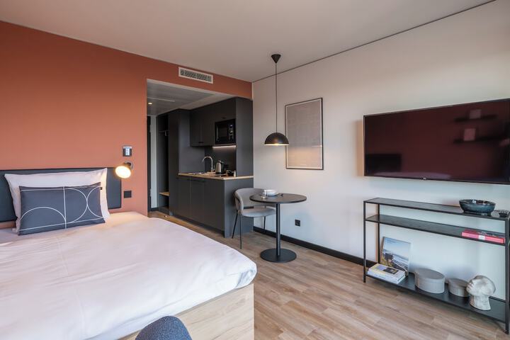 Room 13 of 57