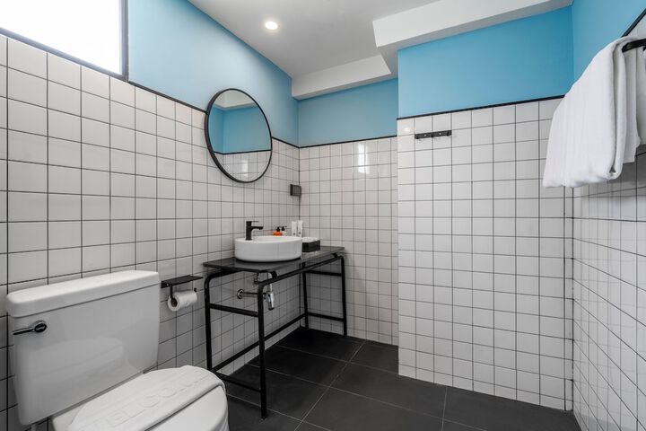 Room 34 of 56