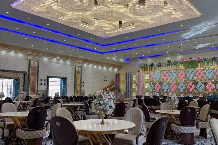 Ballroom/Hall 24 of 25