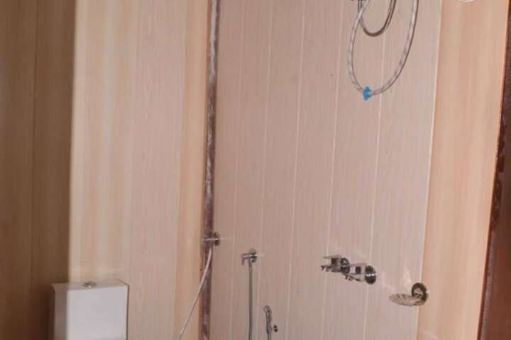 Room 10 of 31