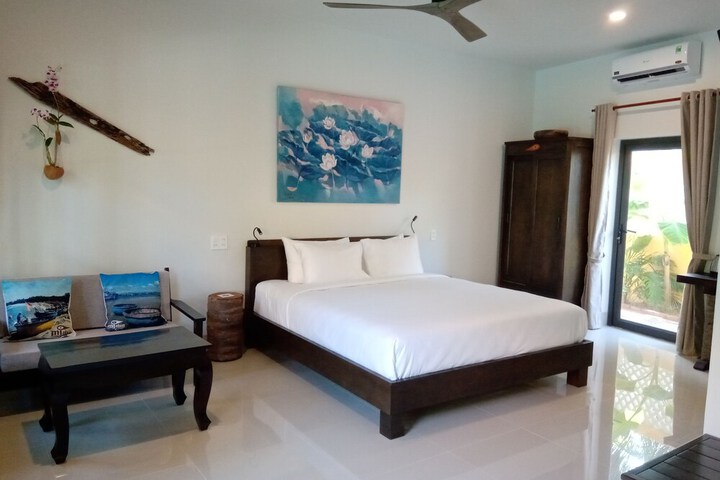 Room 37 of 178