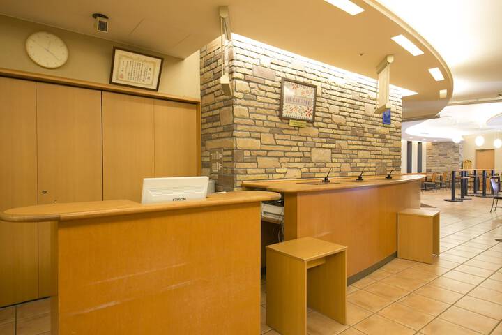 Hotel Interior 4 of 34