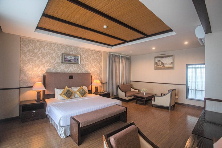 Room 9 of 56