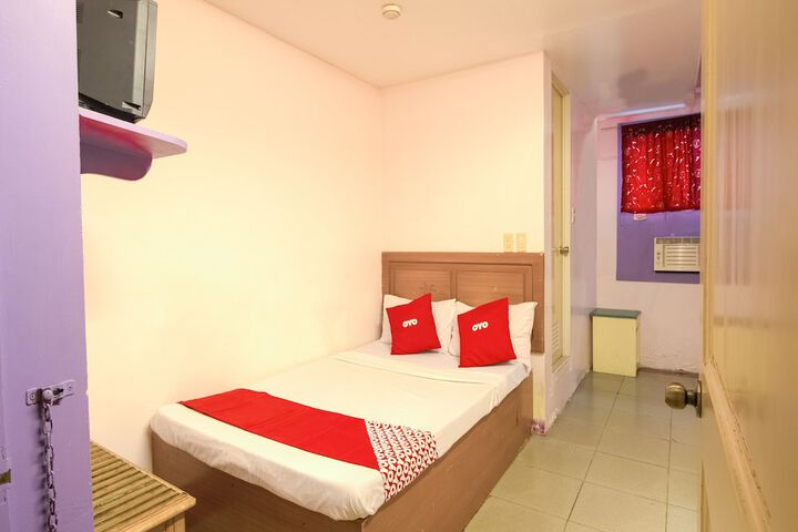 Room 7 of 20