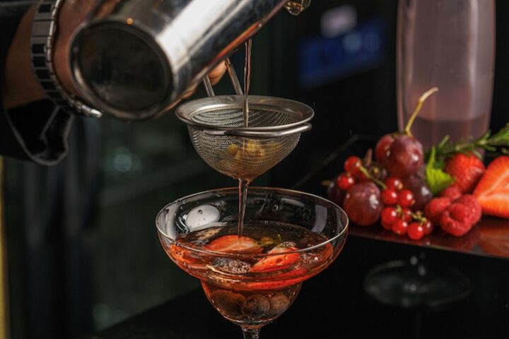 Lounge 136 of 189