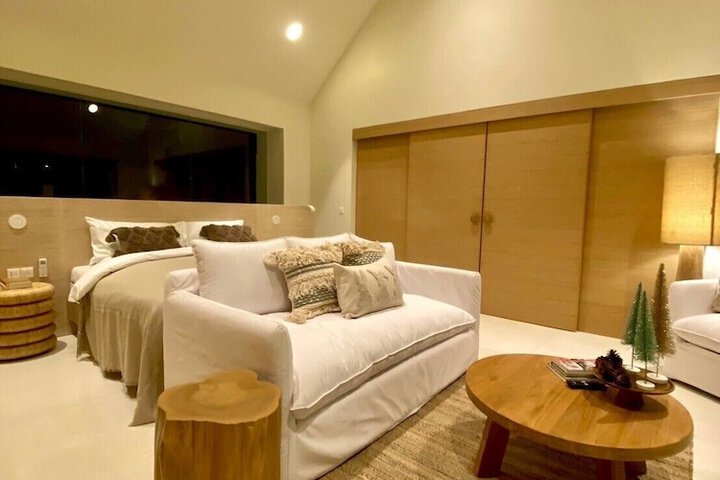 Room 21 of 72