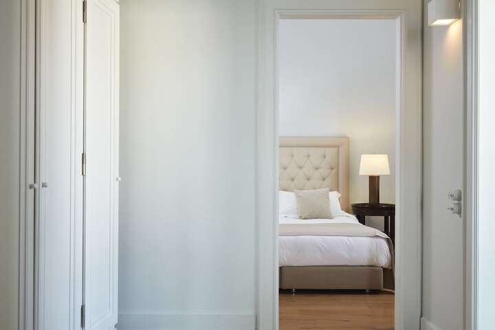 Room 37 of 133