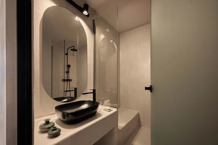 Room 29 of 57
