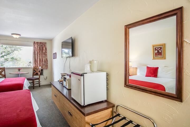 Room 5 of 38