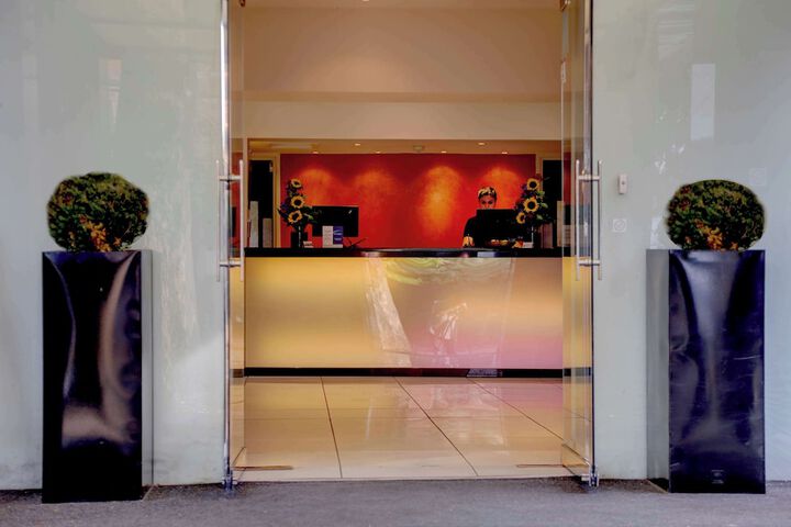 Hotel 90 of 92
