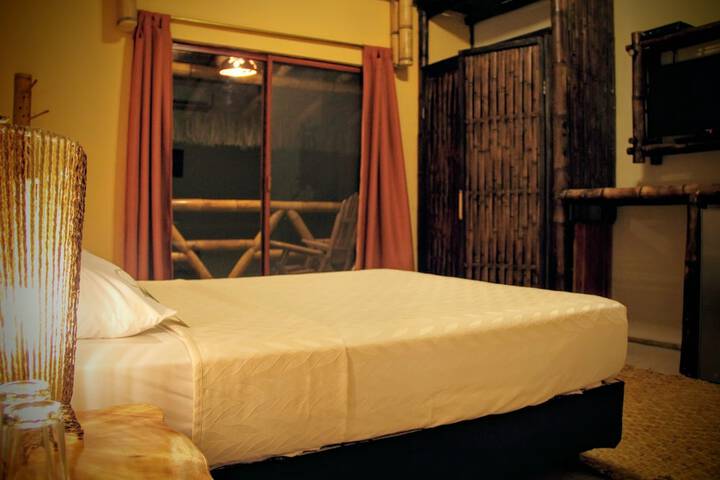 Room 5 of 170