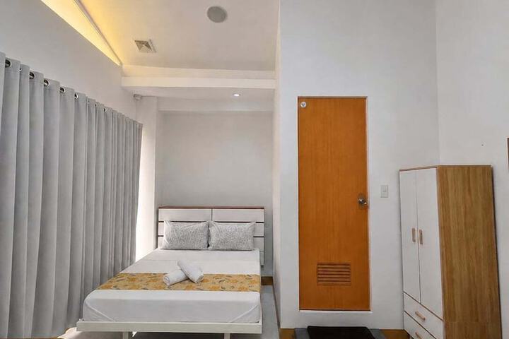 Room 18 of 20
