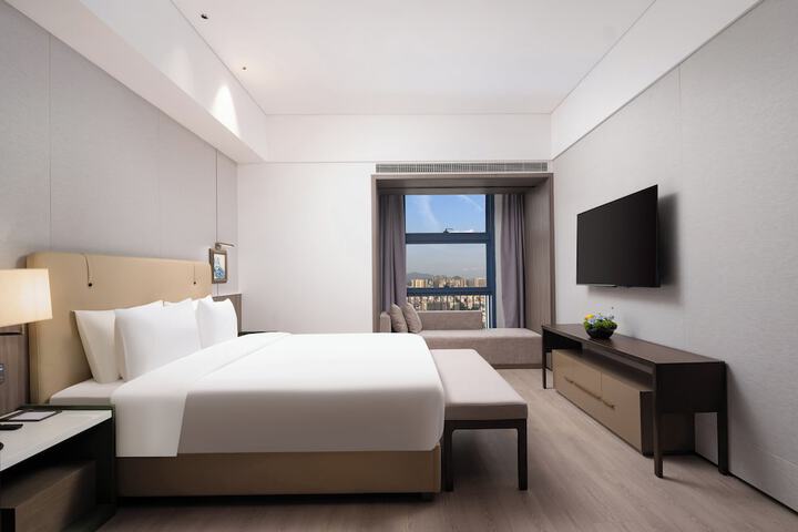 Room 9 of 45