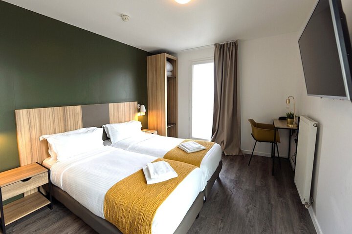 Room 19 of 78