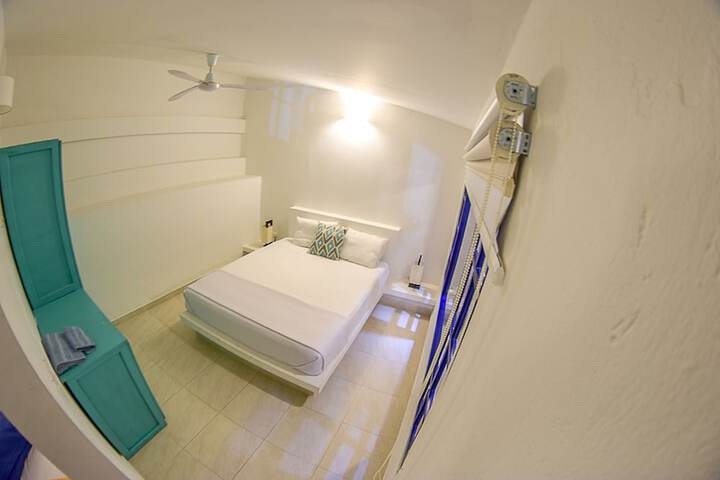 Room 17 of 45