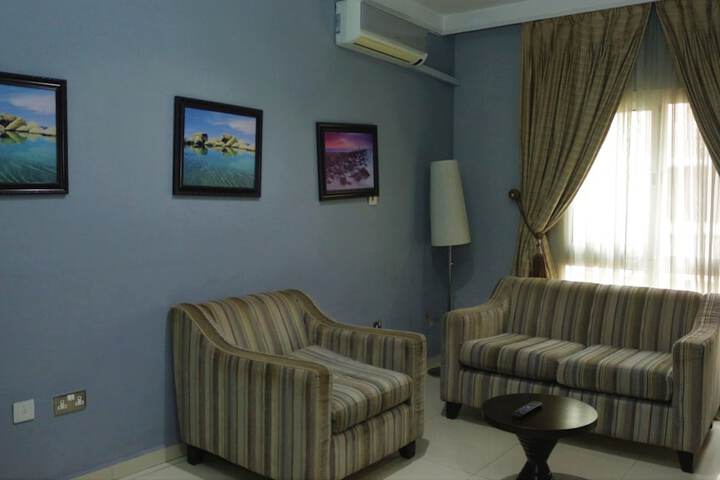 Room 16 of 30