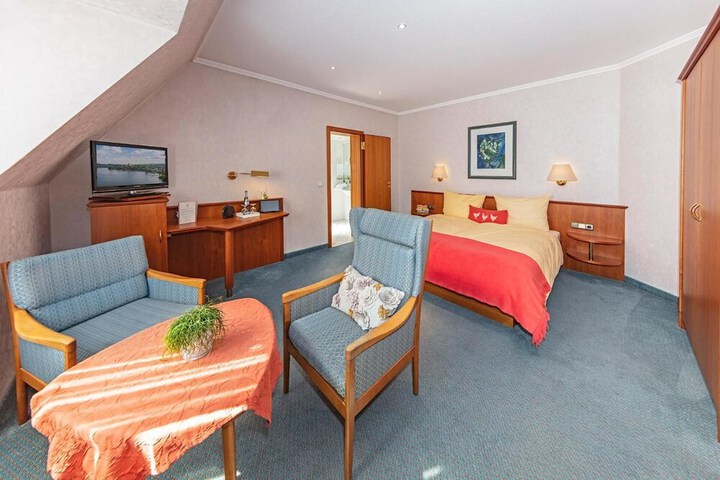 Room 15 of 59