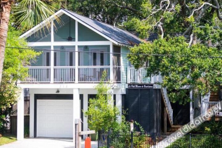 Image of Erie Southern 214 E Living 2 Bedroom Holiday Home by My Ocean Rentals