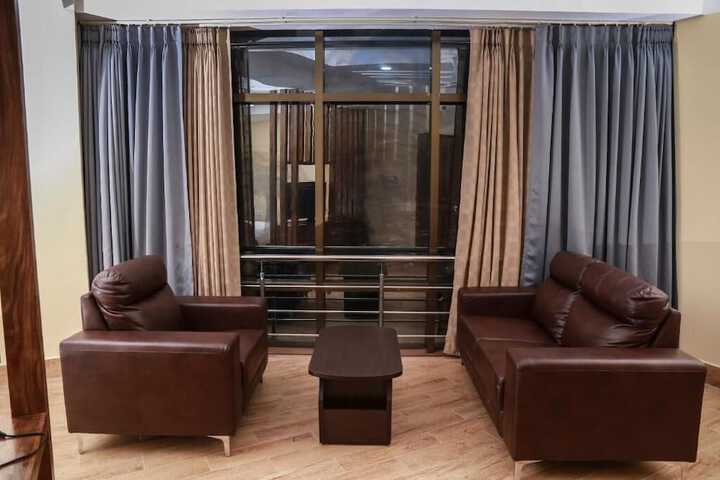 Room 14 of 28