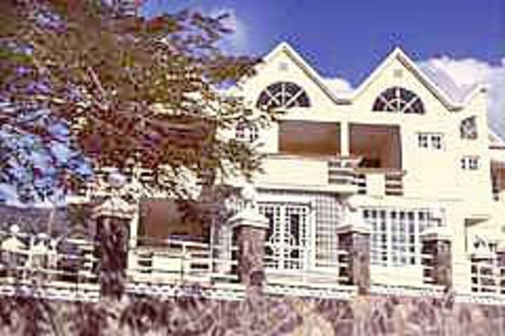 New Montrose Hotel