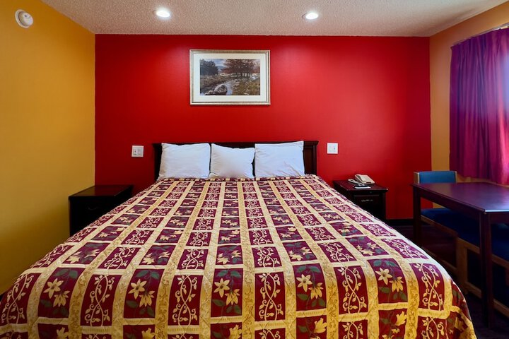 Single Room (4 of 8)