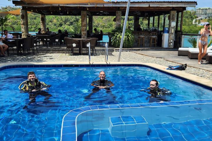 Hotel Pool