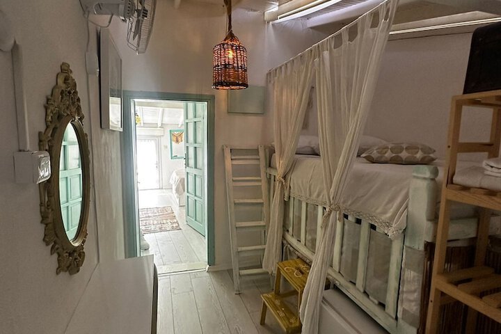 Room 34 of 54
