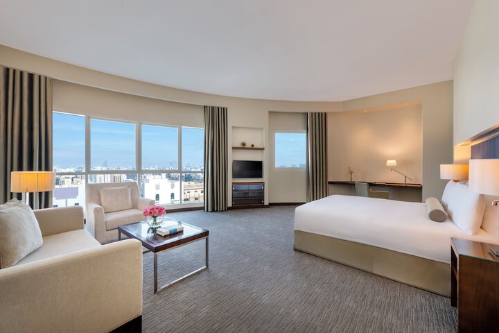 Room 60 of 178