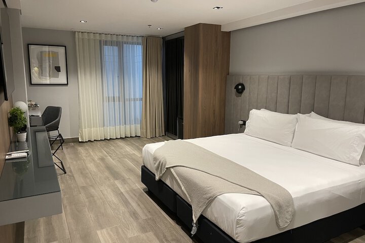 Room 8 of 26