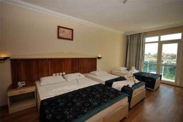 Room 14 of 26