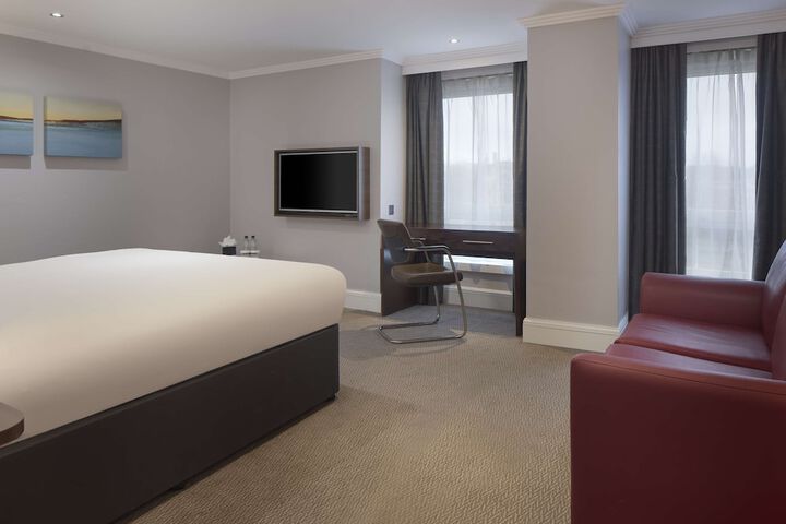 Room 40 of 124
