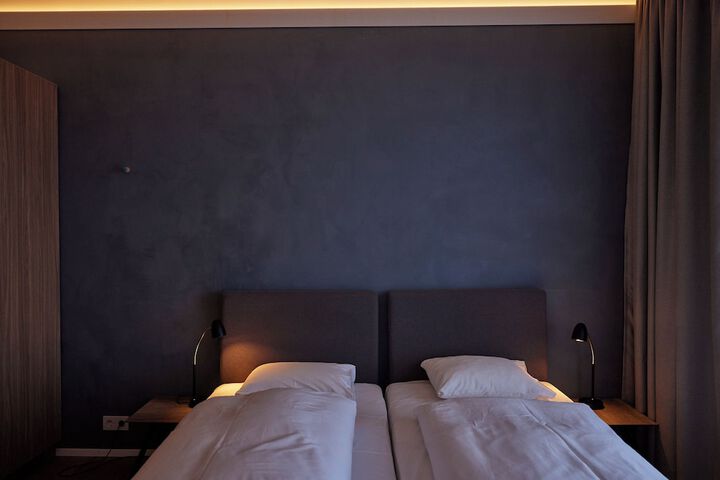 Room 19 of 89
